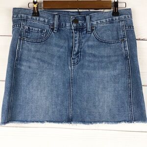 Gap denim raw hem skirt size 2